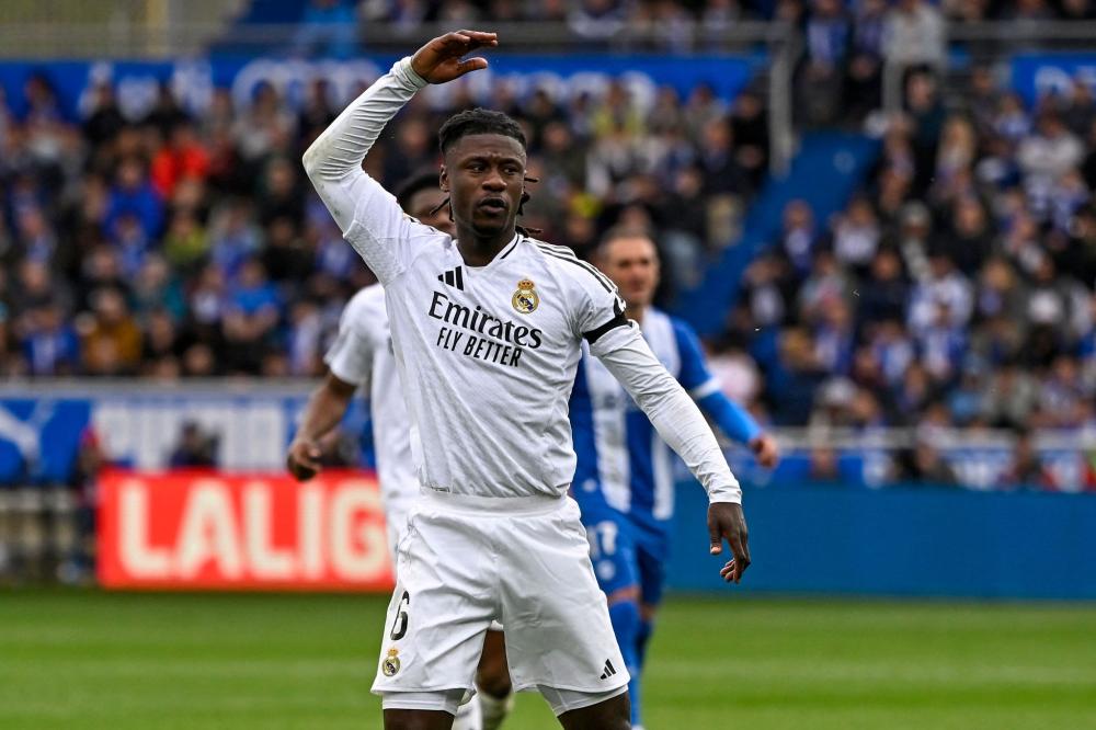 她在年纪很 她在年纪很